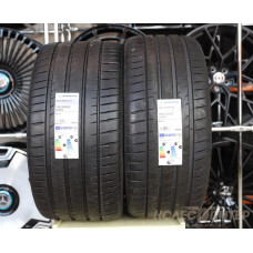 Комплект шин Michelin Pilot Sport 4 S 315/30ZR22 107Y  Michelin Pilot Sport 4 S 285/35ZR22 106Y