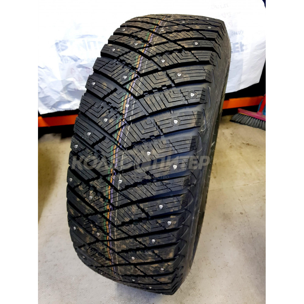 Goodyear UltraGrip Ice Arctic 205/65 R16 99T зимняя шип.