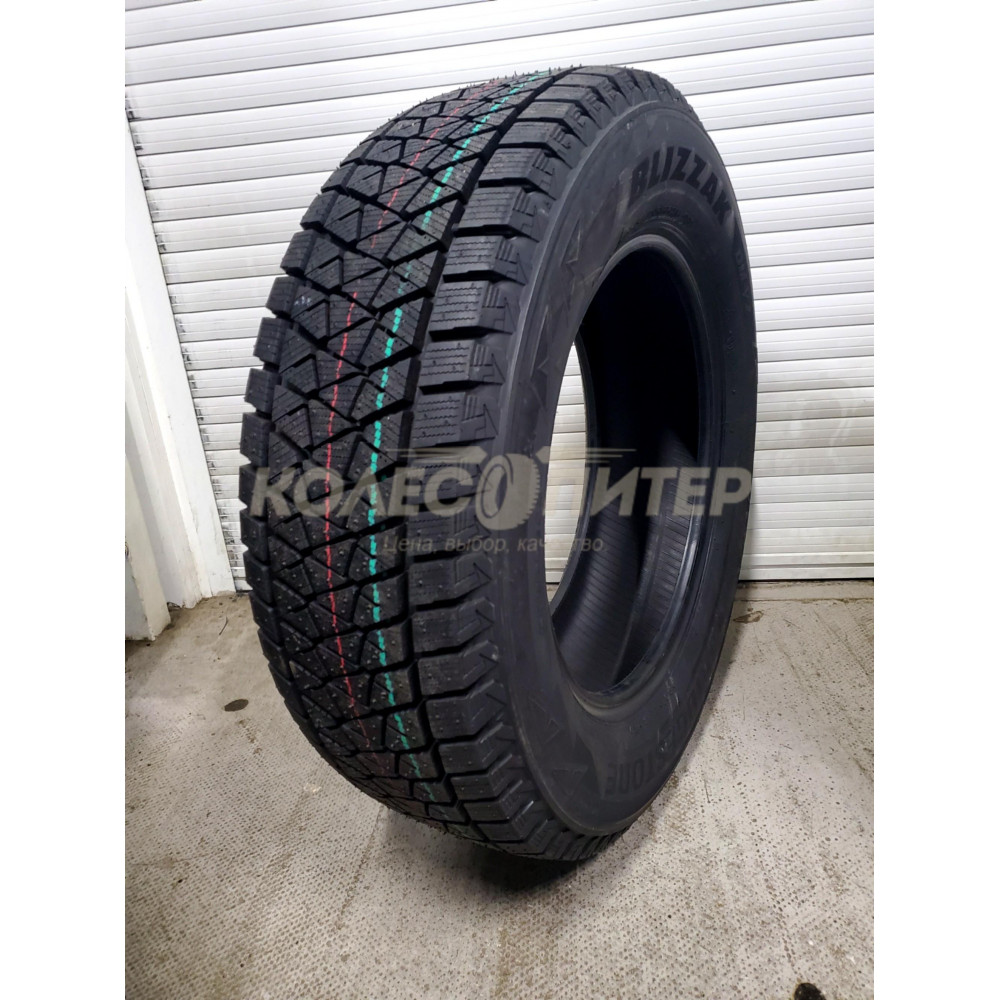 Bridgestone Blizzak DM-V2 215/80 R15 102R зимняя