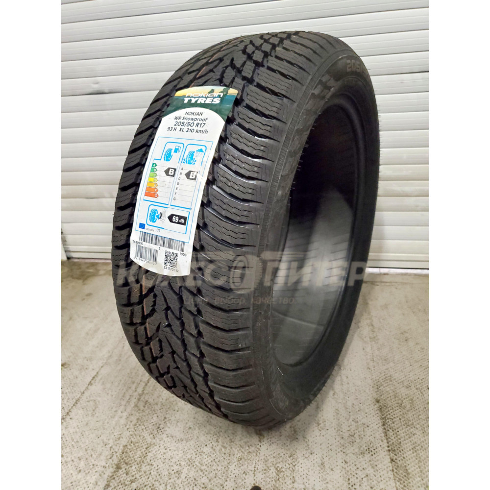 Nokian Tyres WR Snowproof 205/65 R15 94T зимняя