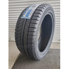 Sailun Ice Blazer Arctic Evo 235/50 R20 104T зимняя