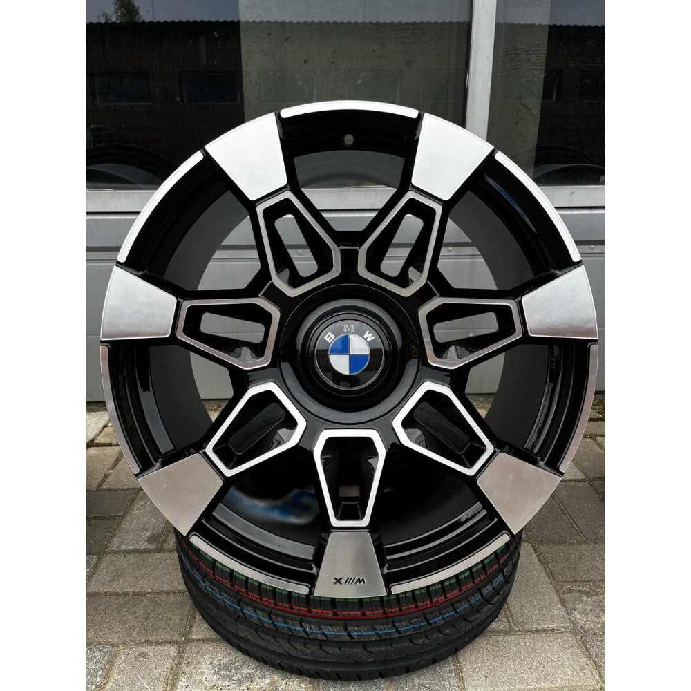 Кованые диски BMW NEW XM5 10x22 PCD5x120 ET 21 DIA 66.6 Black Face