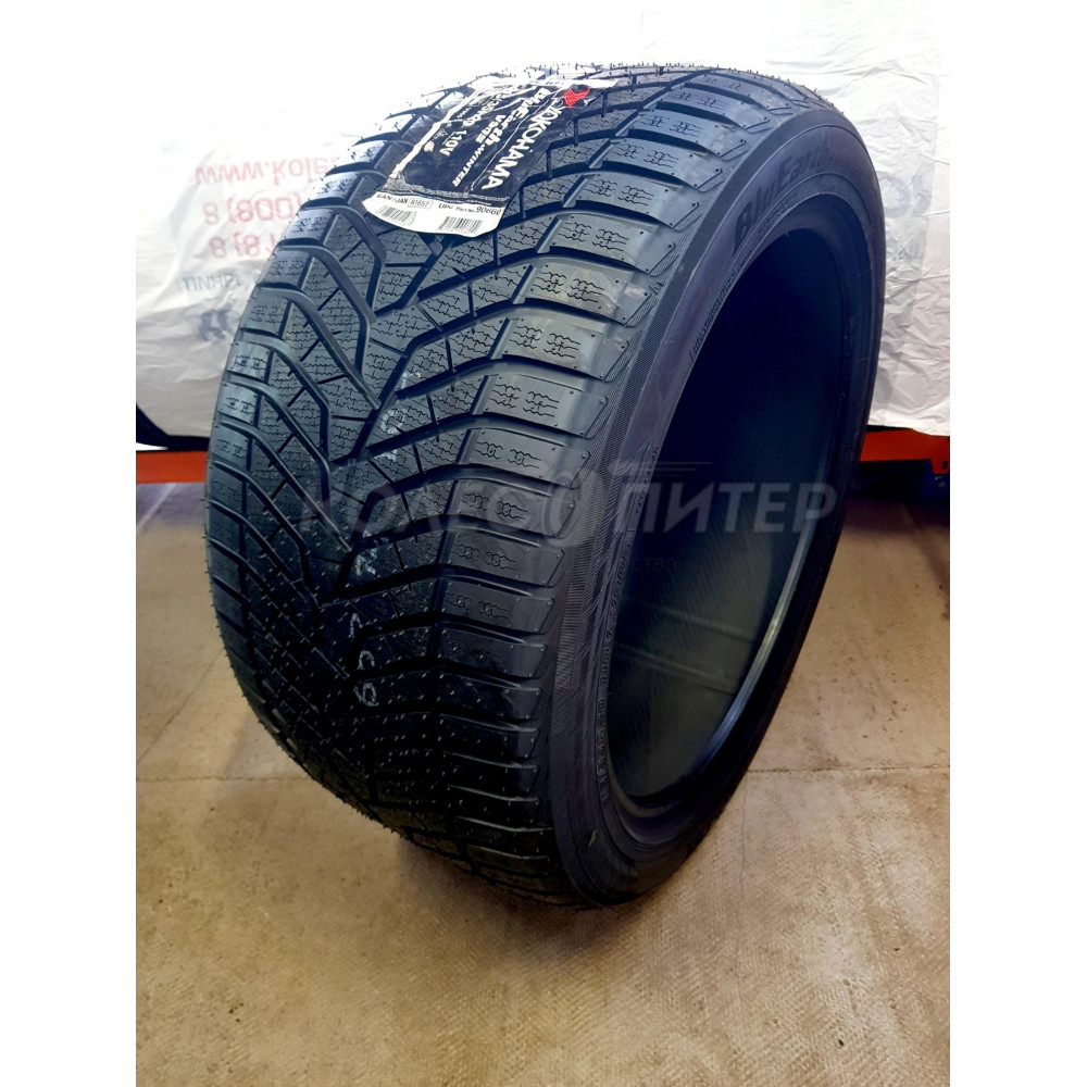 Yokohama BluEarth Winter V905 265/50 R20 111V зимняя